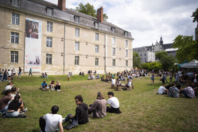 Agrandir l'image 11 sur 24, fenêtre modale